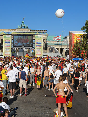 Fanmeile am Brandenburger Tor Foto 