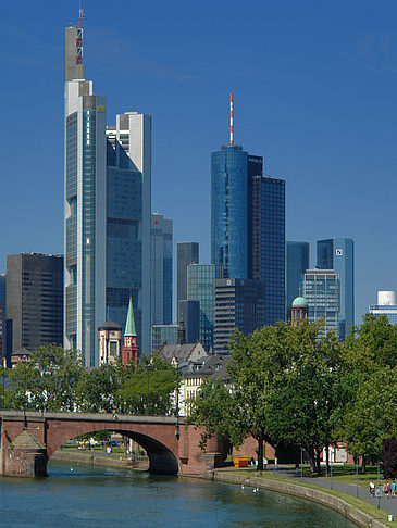 Foto Commerzbank mit Maintower - Frankfurt am Main