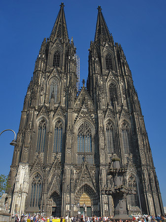 Foto Menschen beim Kölner Dom - Köln