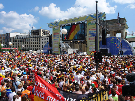 Foto Fanfest - Menchenmasse