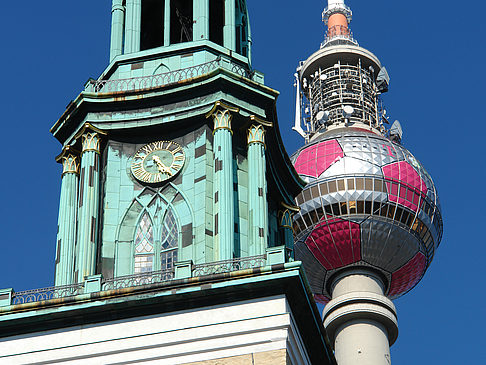 Foto Fernsehturm und Marienkirche