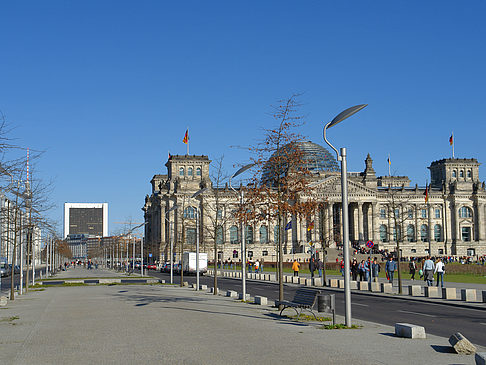 Paul-Löbe-Allee Foto 