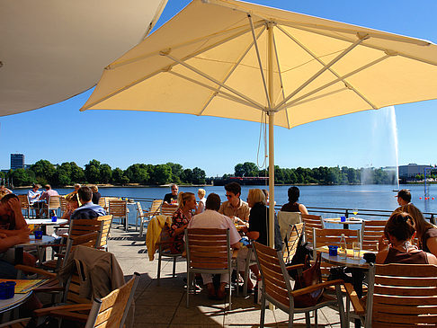 Foto Brunchterrasse auf dem Alster Pavillon - Hamburg