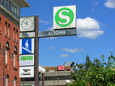 Foto Bahnhof Altona - Hamburg