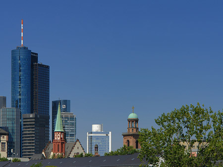 Foto Maintower mit Paulskirche