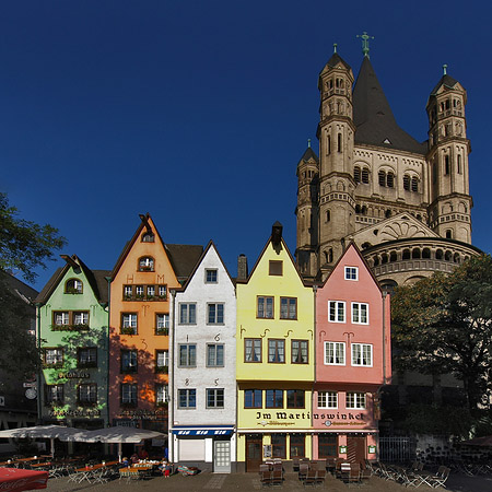 Fischmarkt vor Groß St.Martin Fotos