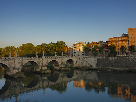 Engelsbrücke Fotos