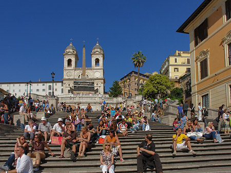 Foto Treppe mit Kirche